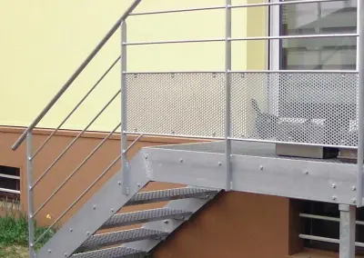 escalier métallique en alsace inox et alu c3